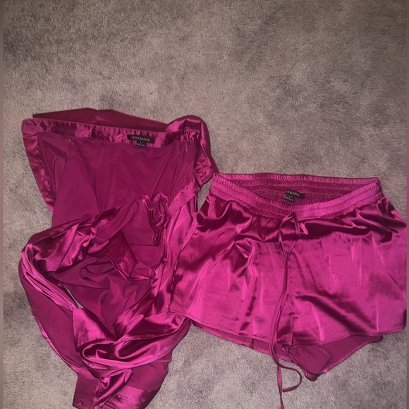 Minaa Monroe Silk set - Picture 2 of 2